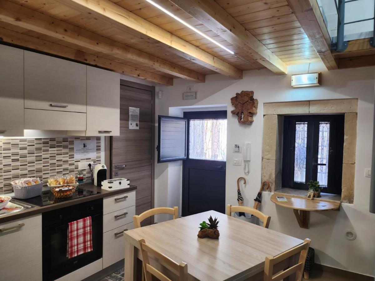 Il Cortile Della Patrona Apartment Syracuse Luaran gambar